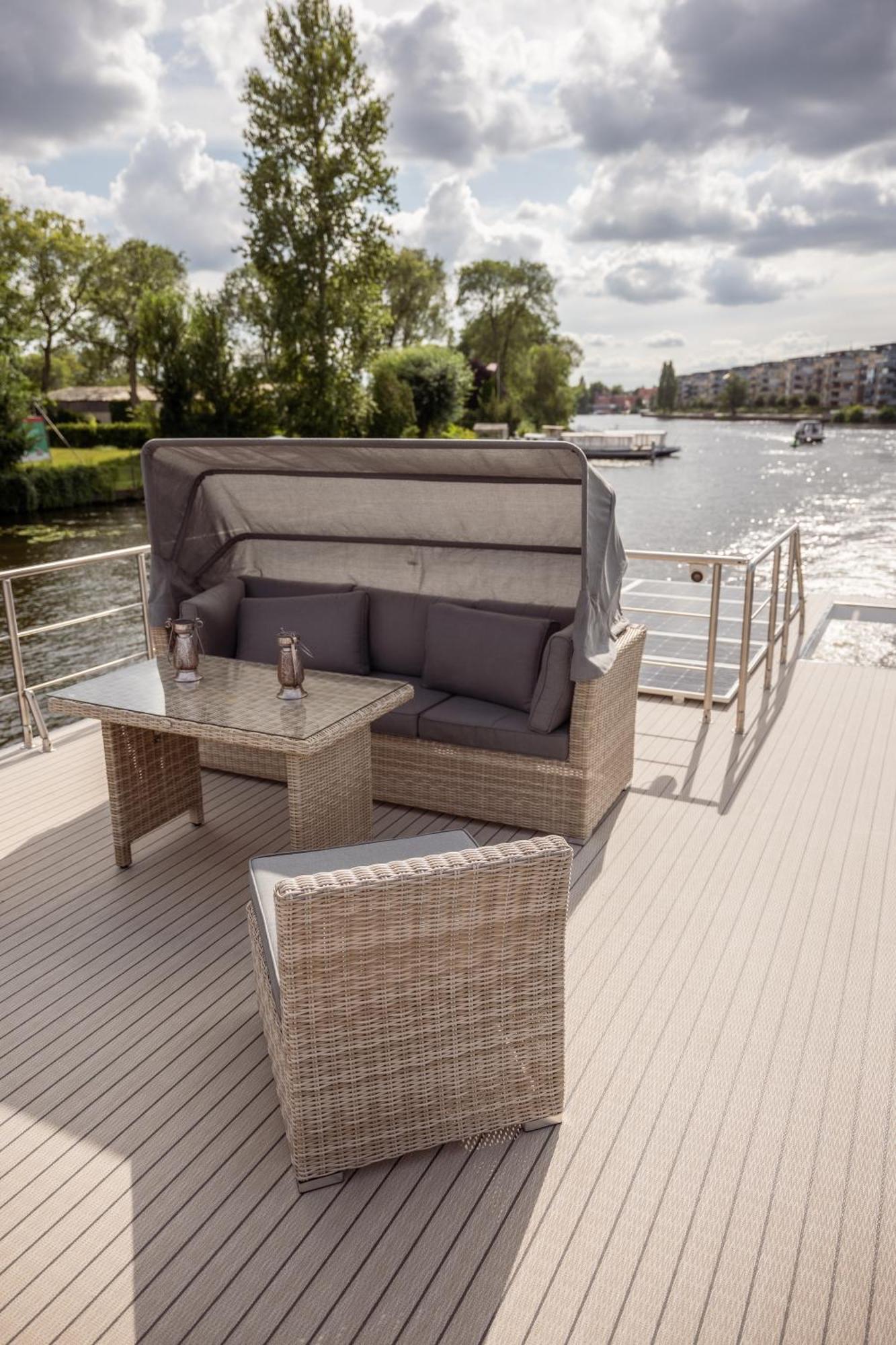 Nena Hausboot Hotel Berlin Eksteriør billede