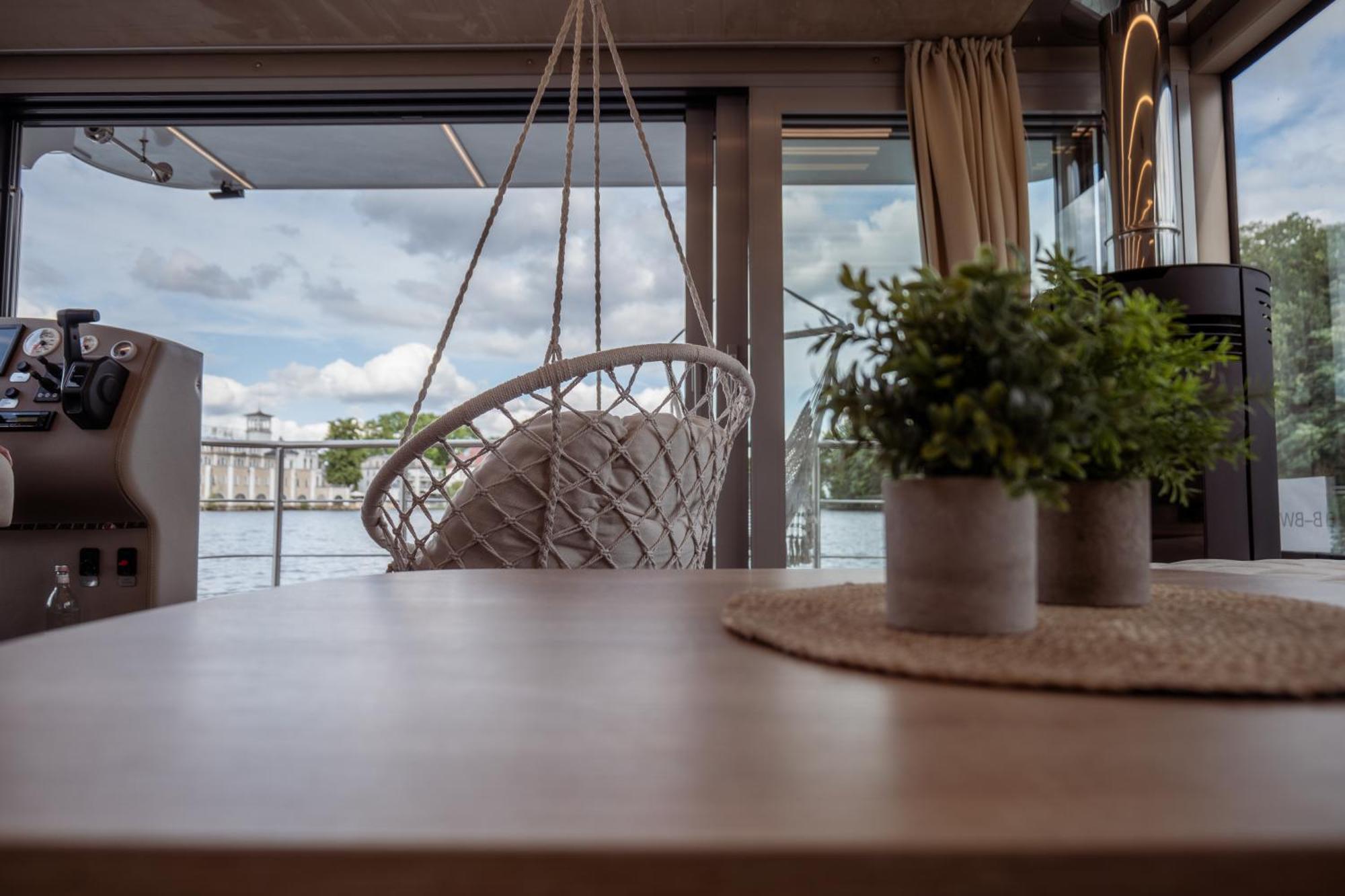 Nena Hausboot Hotel Berlin Eksteriør billede